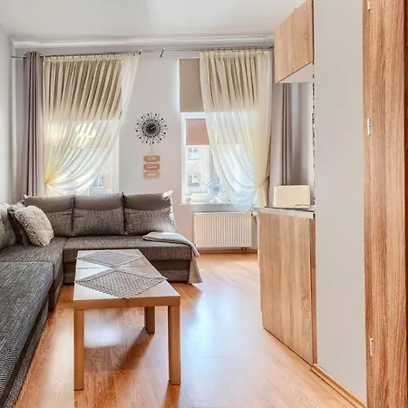 3 Osobowy W Centrum 50 M Do Ul Monte Cassino Apartment Zoppot