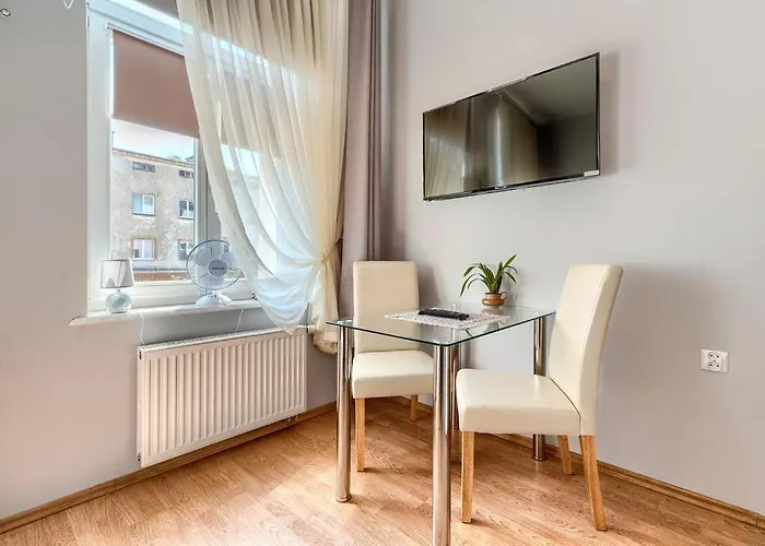 Apartment 3 Osobowy W Centrum 50 M Do Ul Monte Cassino *